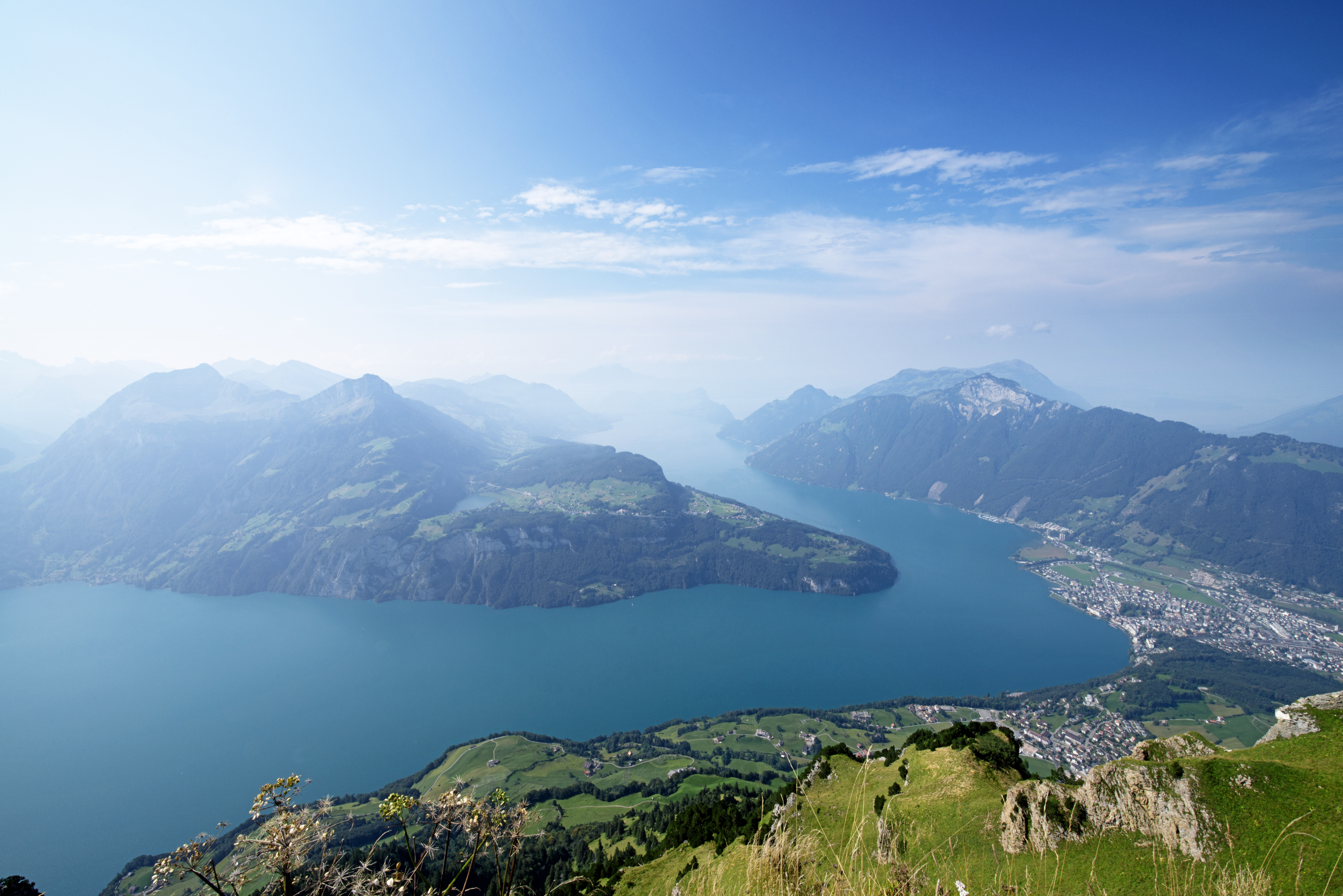 Overview of Lake Lucerne and Rutli meadow from Fronalpstock. 