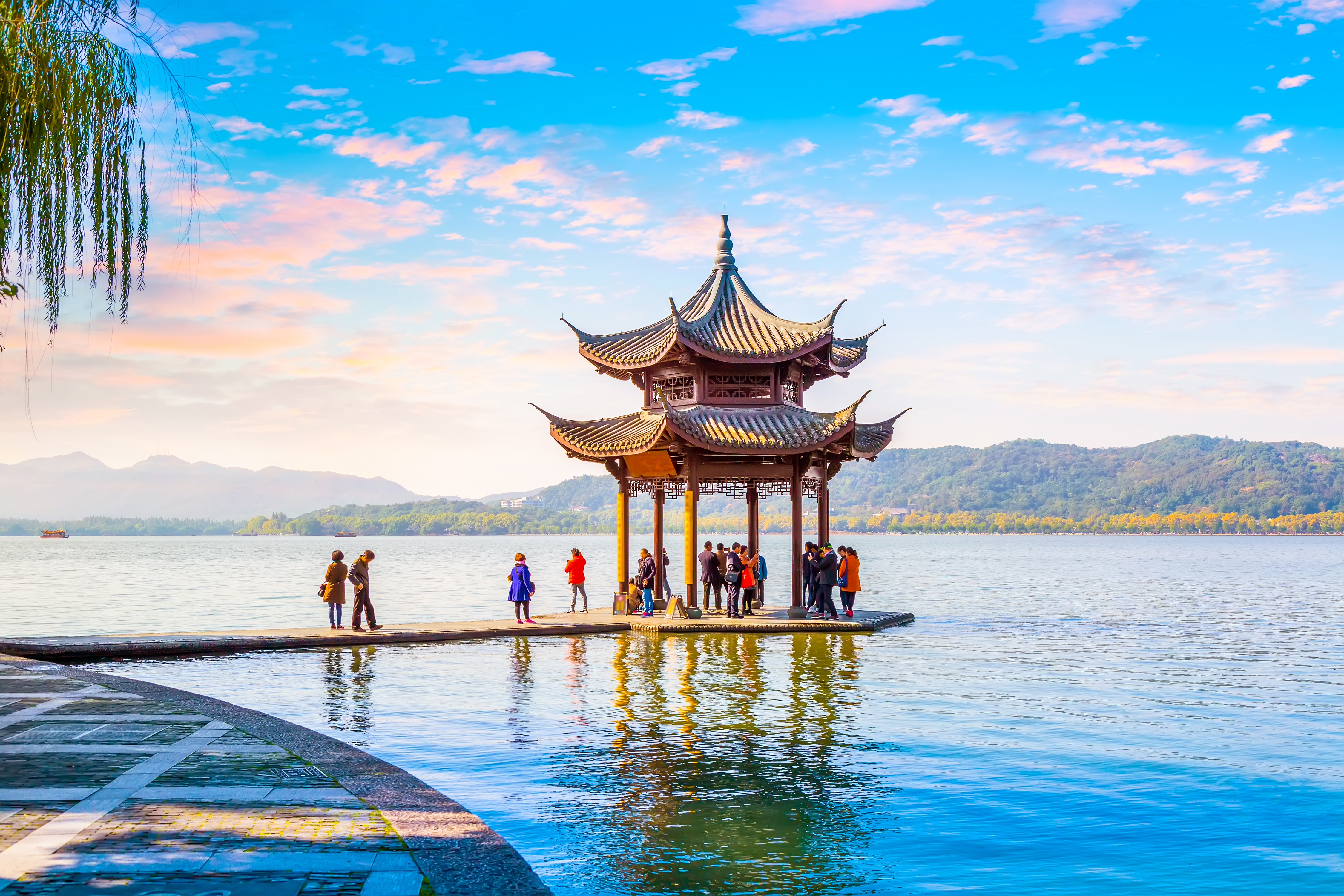 shutterstockRF_606781925.jpg?w=1920\u0026auto=format\u0026q=75