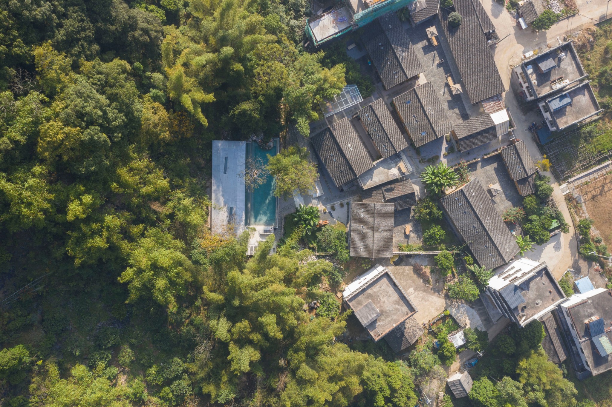 This Award Winning Eco Lodge In The Chinese Mountains Will Take Your Breath Away